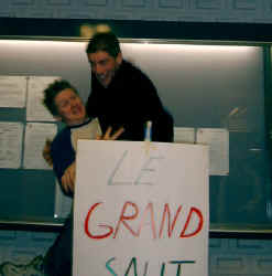 Les deux comiques de service ...